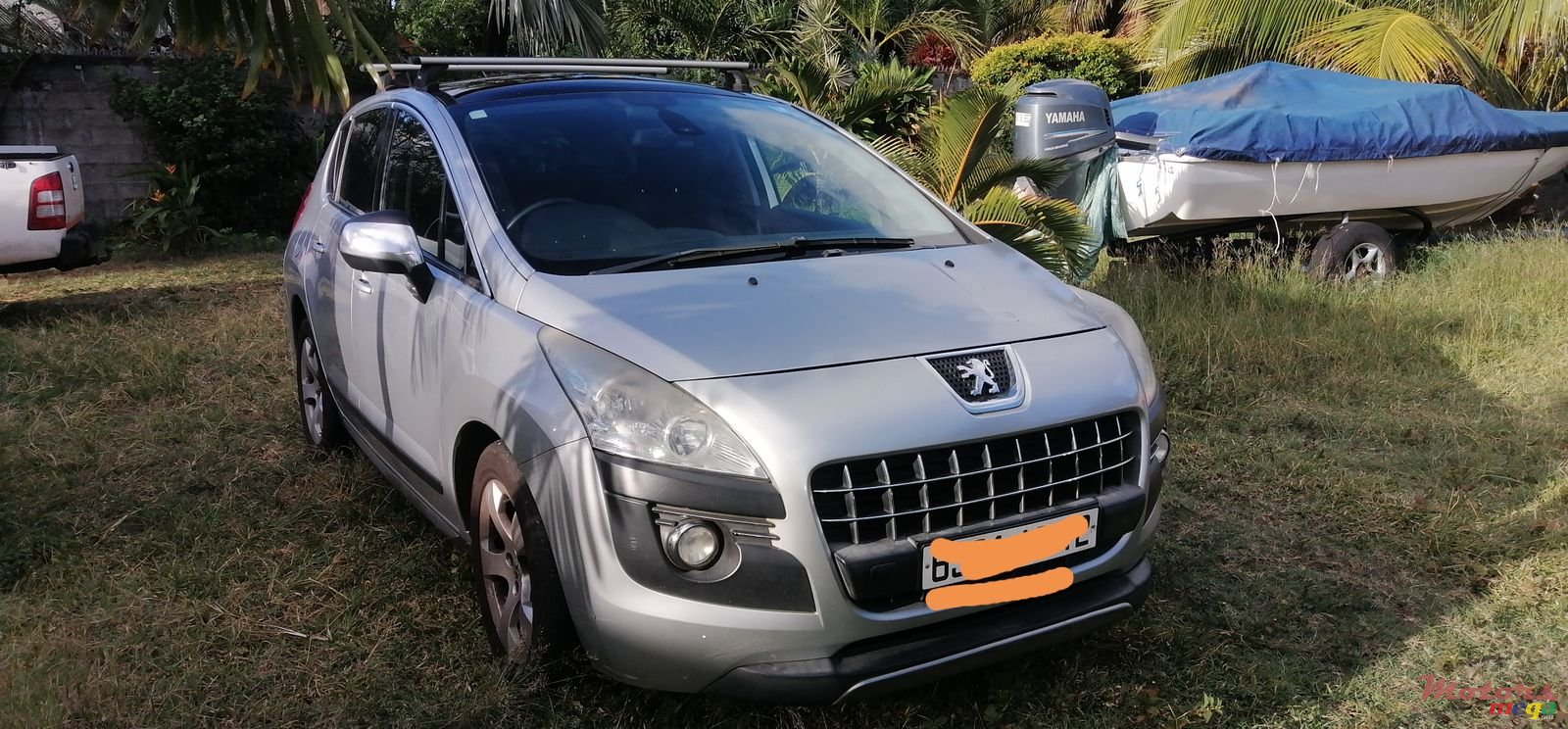 2012' Peugeot 3008 photo #1