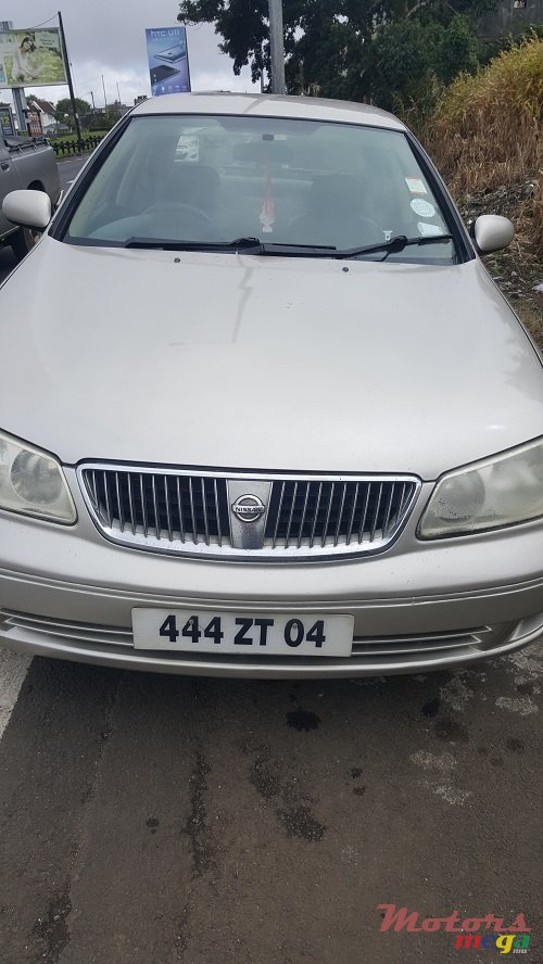 2004' Nissan Sunny N17 photo #1