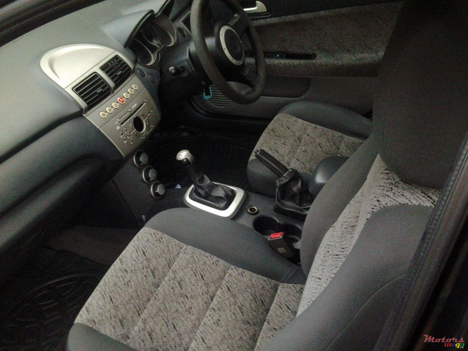 2009' Proton Persona photo #1