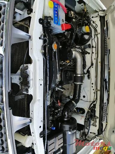 2012' Nissan photo #3