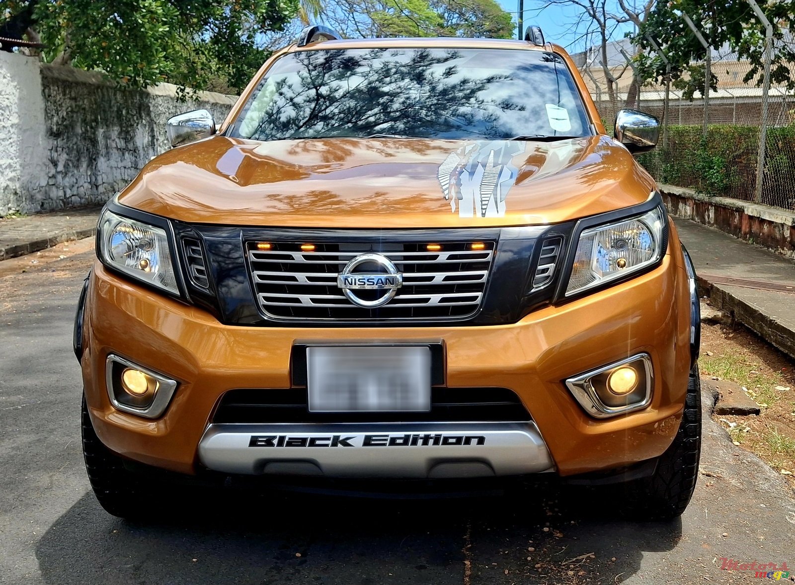 2019' Nissan Navara photo #2