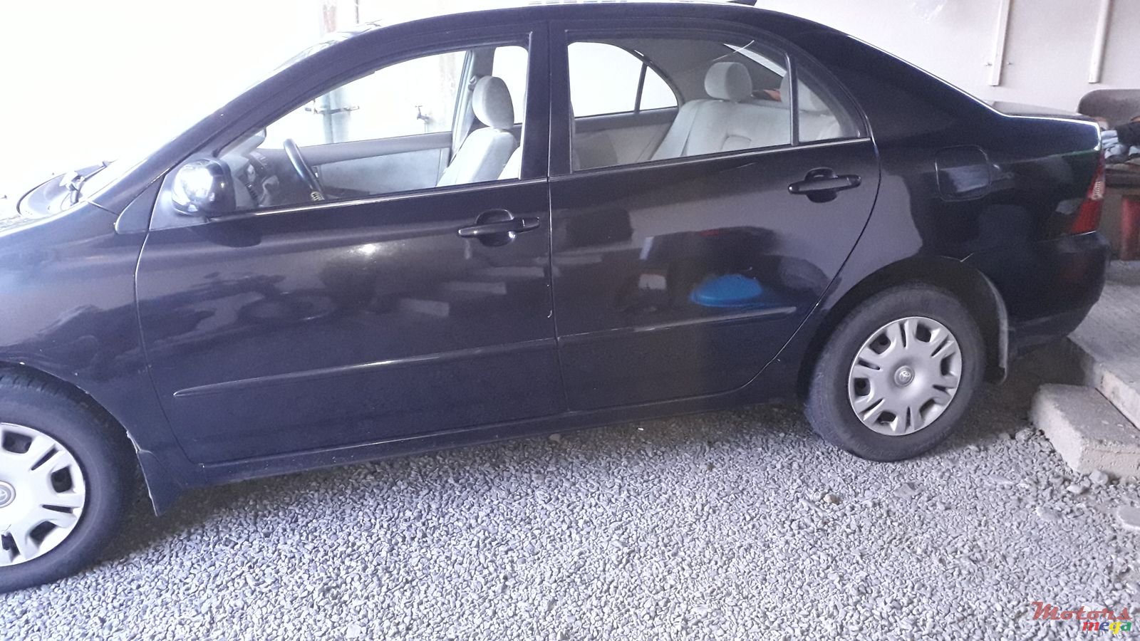 2001' Toyota Corolla photo #1