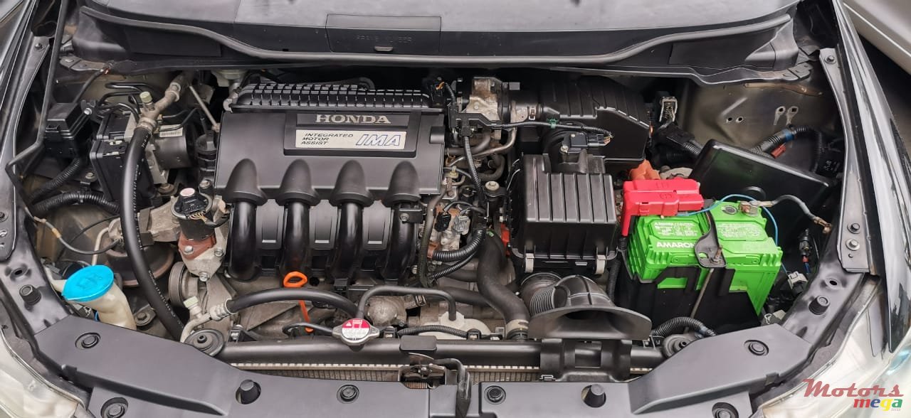 2011' Honda Insight photo #2