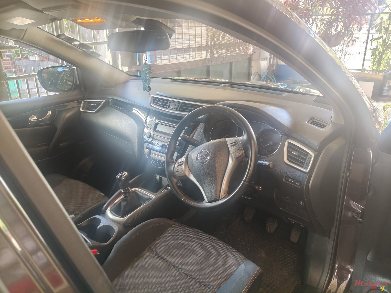 2015' Nissan Qashqai photo #6