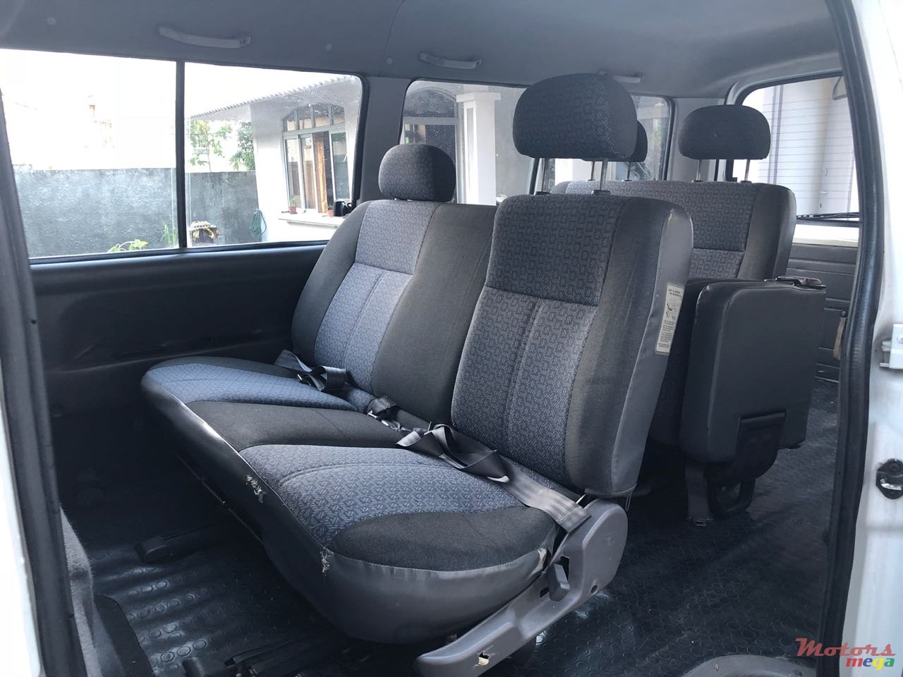 2004' Kia Pregio photo #3