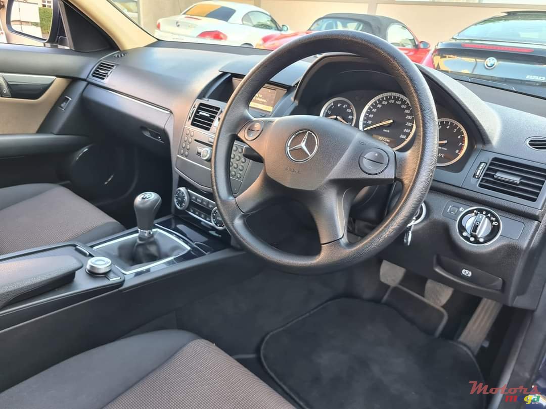 2008' Mercedes-Benz C 200 Kompressor photo #7