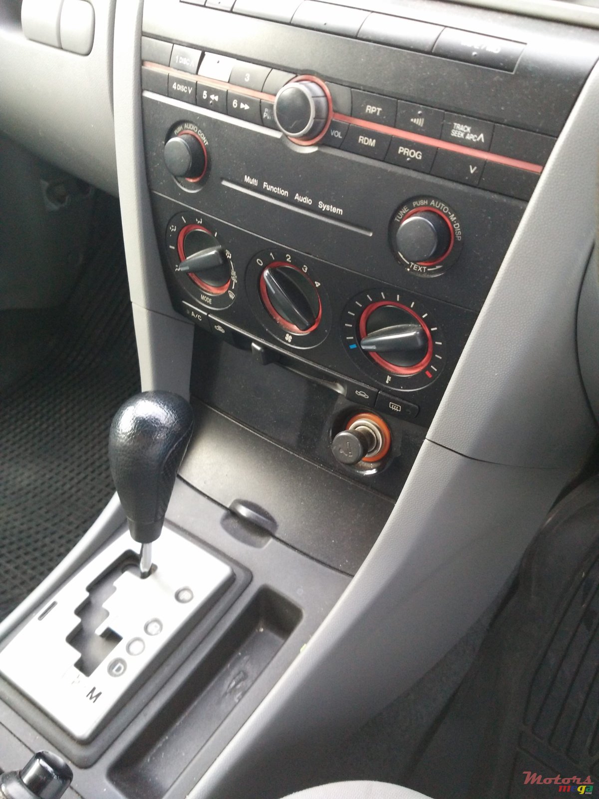 2005' Mazda 3 None photo #4