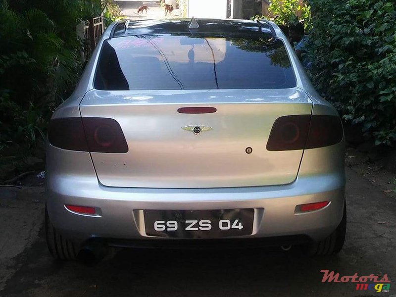 2004' Mazda Axela photo #5