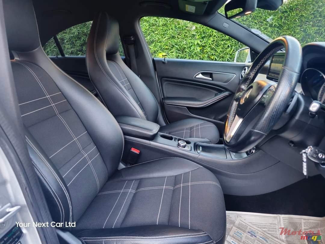 2014' Mercedes-Benz CLA 200 photo #6