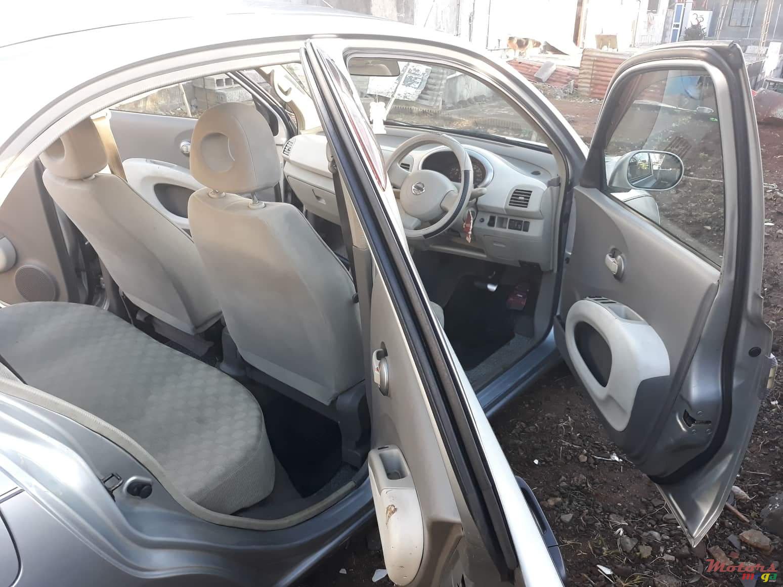 2002' Nissan March photo #2