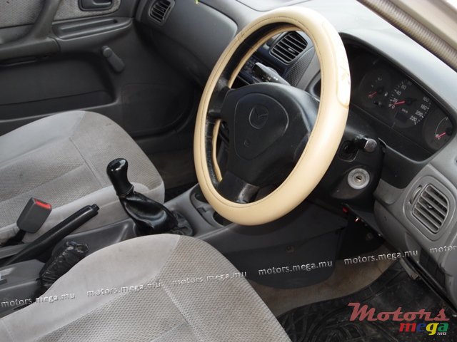 1999' Mazda photo #3
