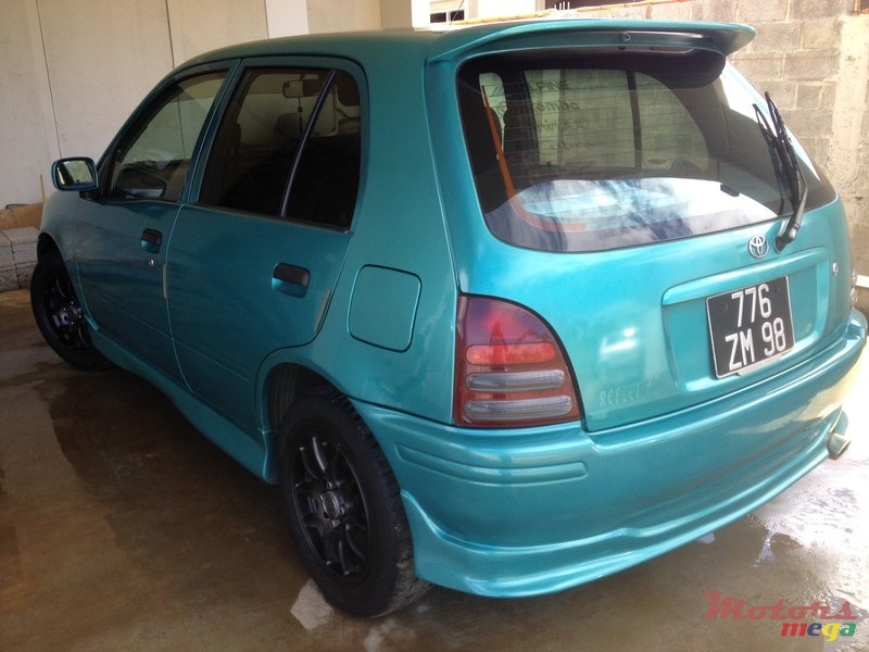 1998' Toyota Starlet photo #2