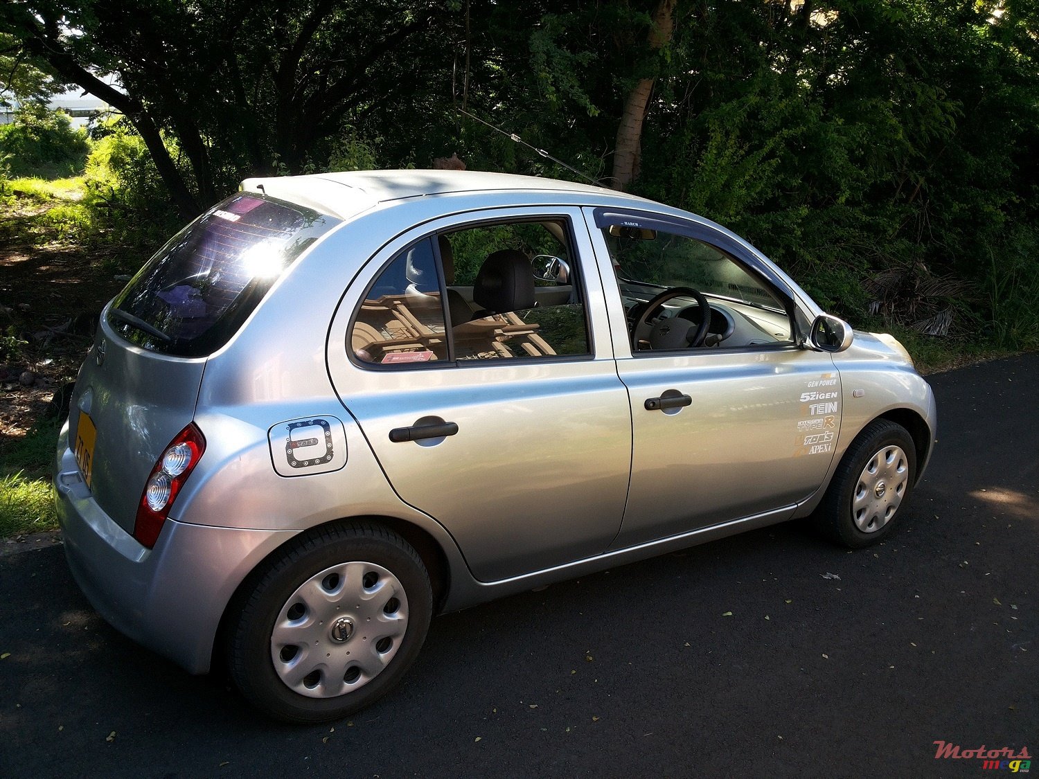 2005' Nissan March photo #1