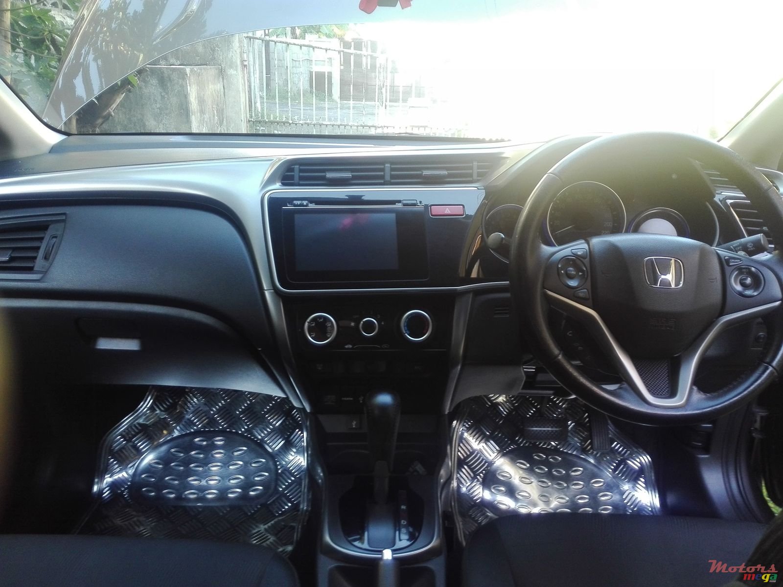 2015' Honda Ballade photo #4