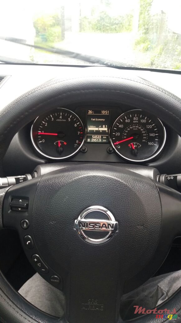 2011' Nissan Qashqai+2 photo #2