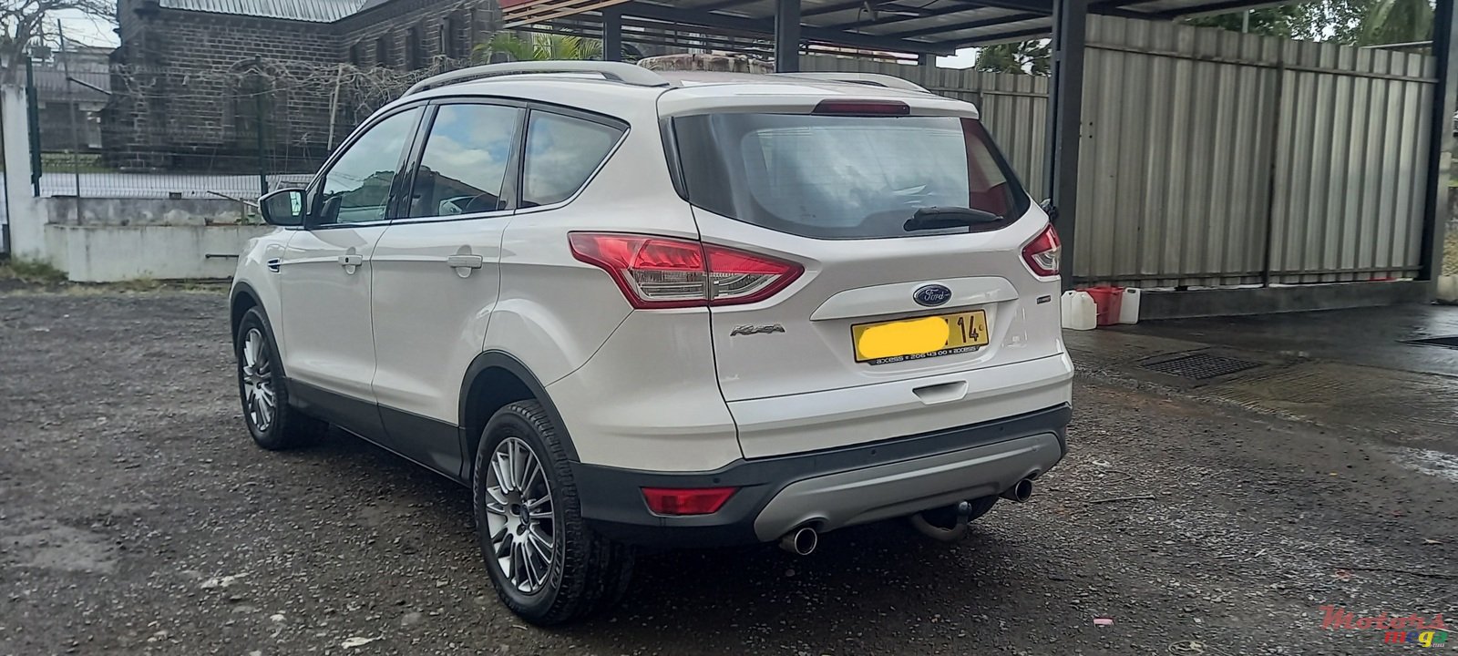 2014' Ford Kuga photo #3