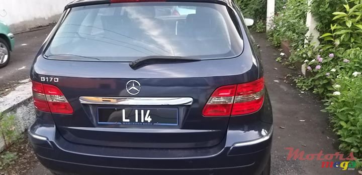 2006' Mercedes-Benz B 170 photo #2