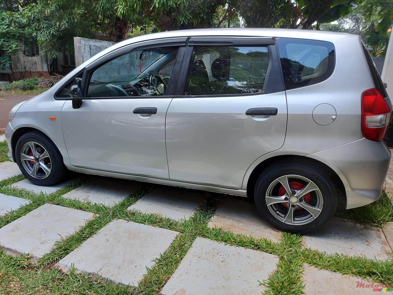 2008' Honda Jazz photo #2