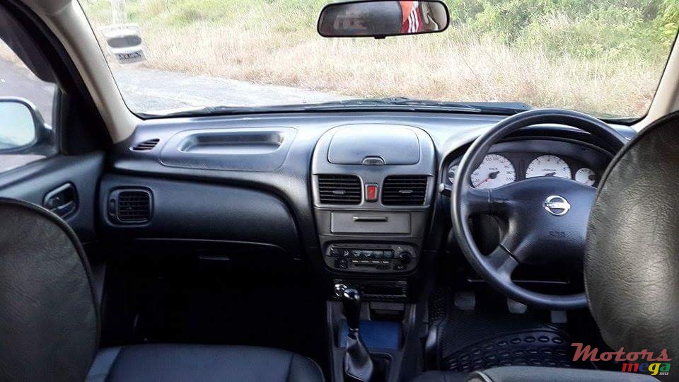 2005' Nissan Sunny N17 photo #4