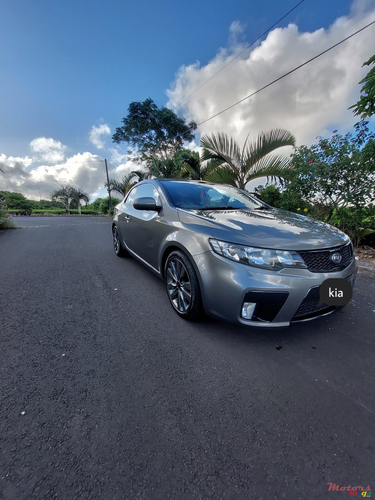 2011' Kia Koup photo #2