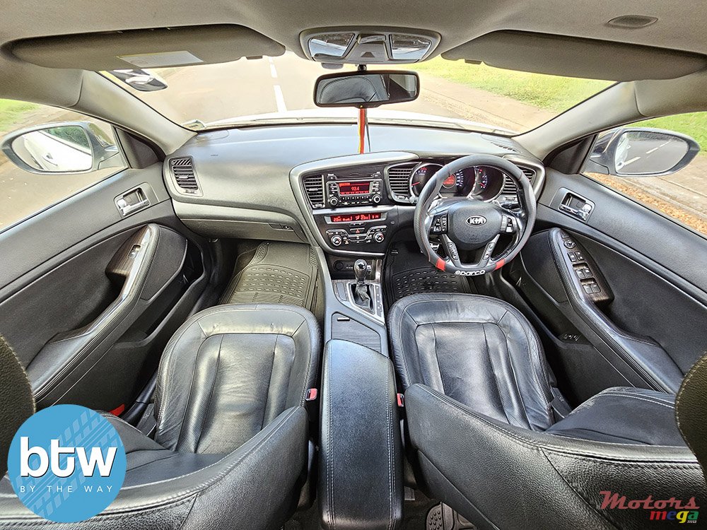 2013' Kia Optima EX 2.0 photo #7