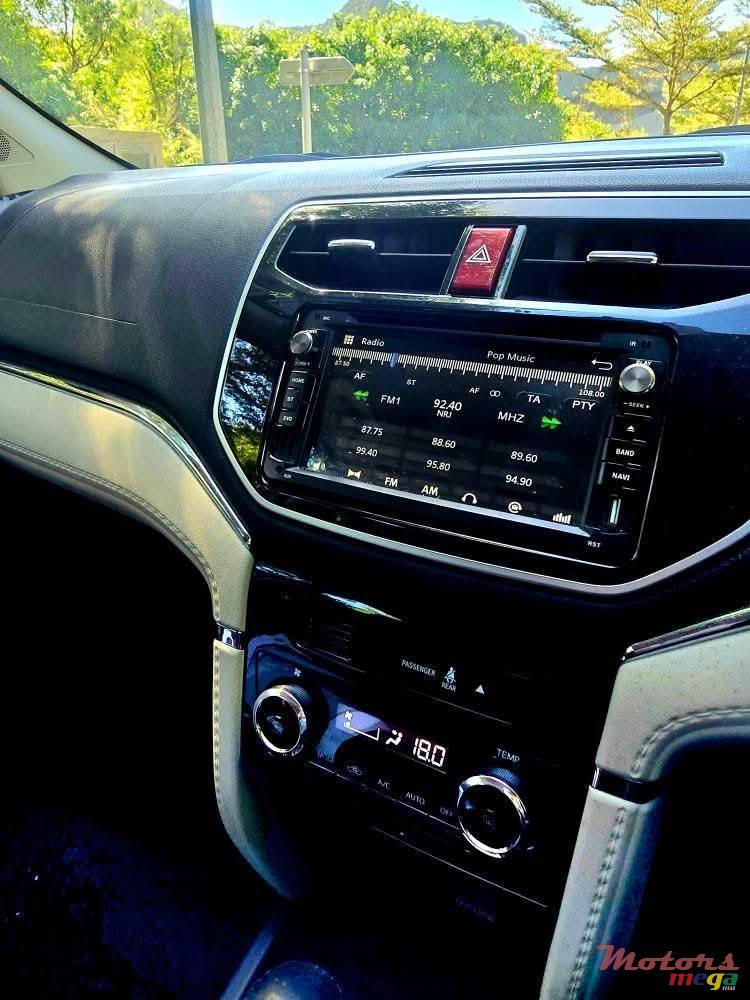 2019' Toyota Rush photo #7