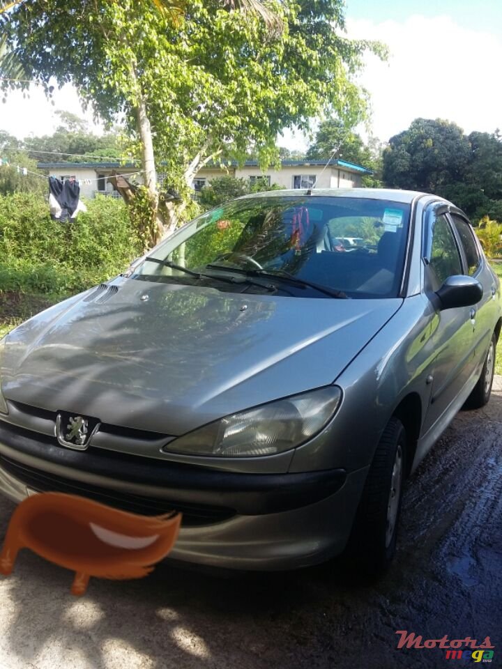 2001' Peugeot 206 photo #3