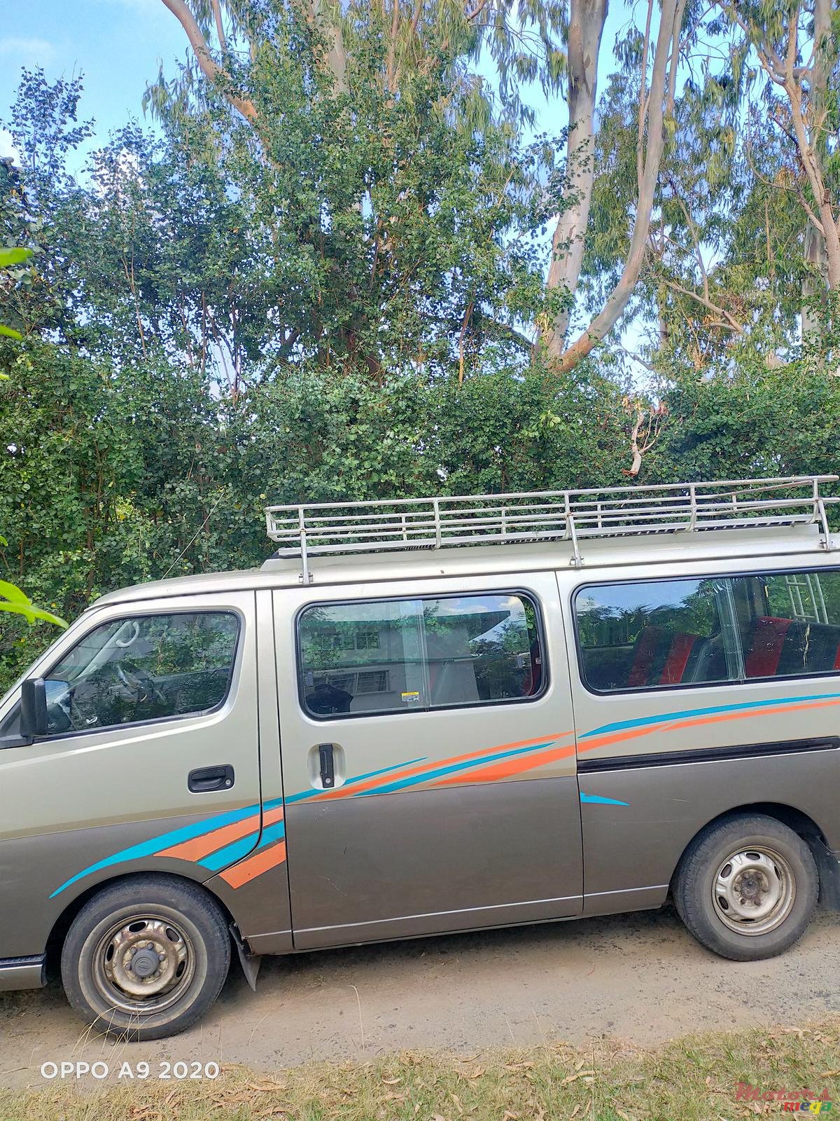 2009' Nissan photo #1