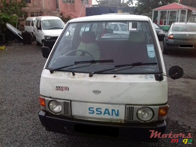 1989' Nissan Vanette photo #2