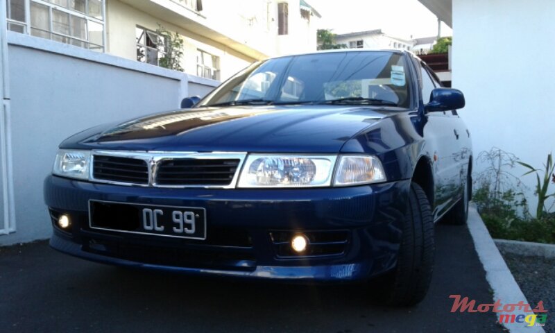 1999' Mitsubishi Lancer photo #3