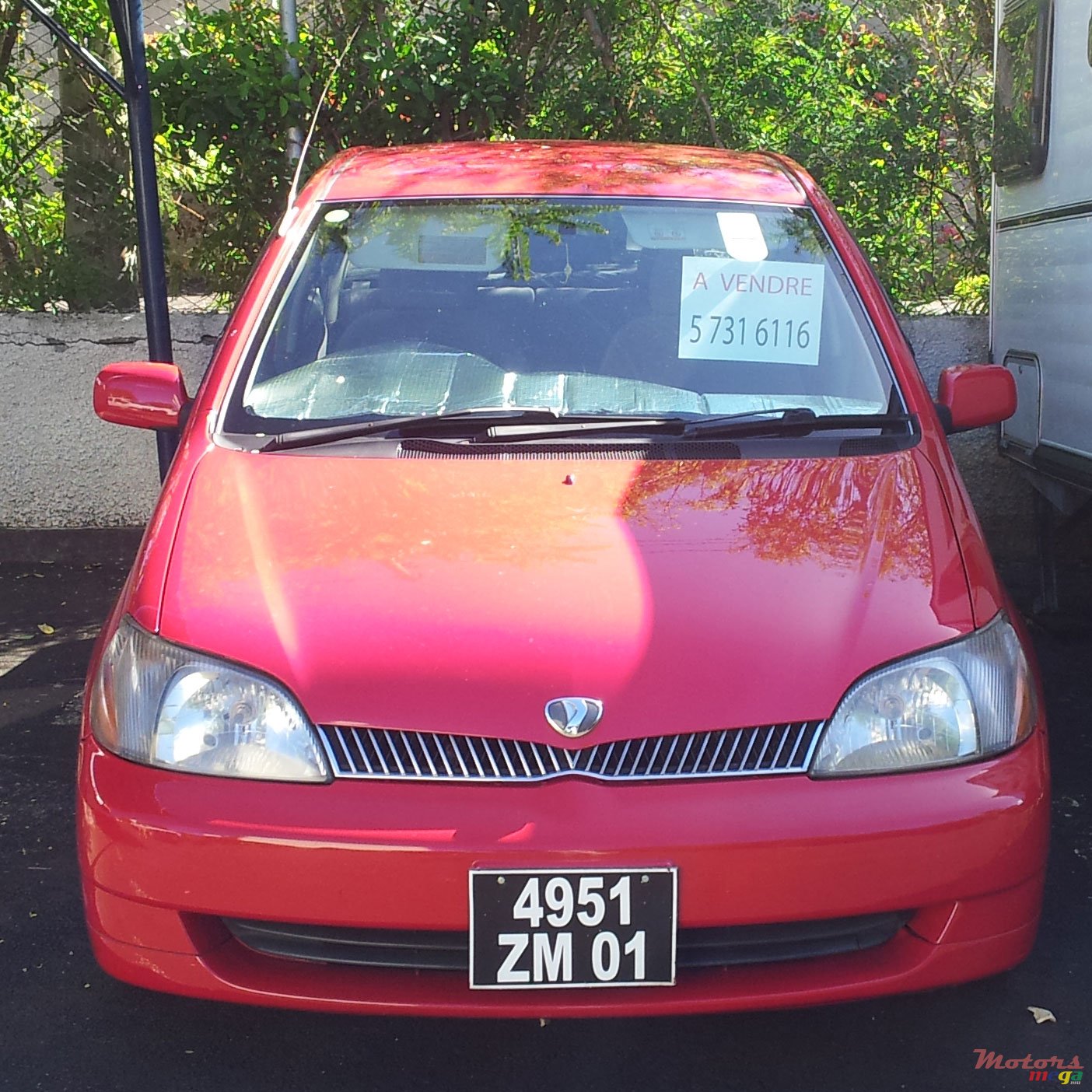 2001' Toyota photo #1