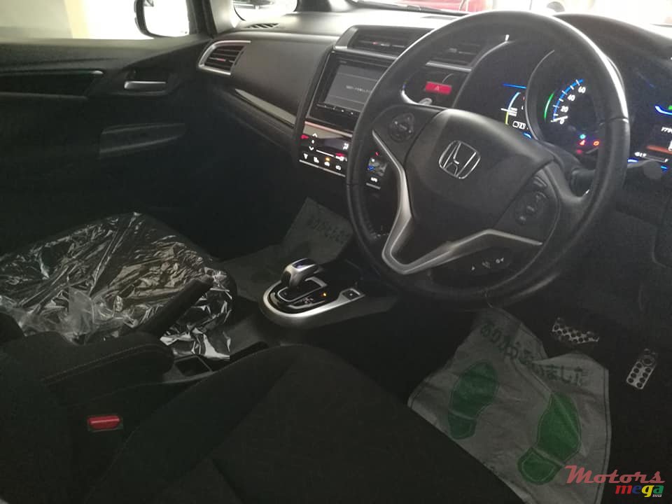 2016' Honda Fit S Package photo #5