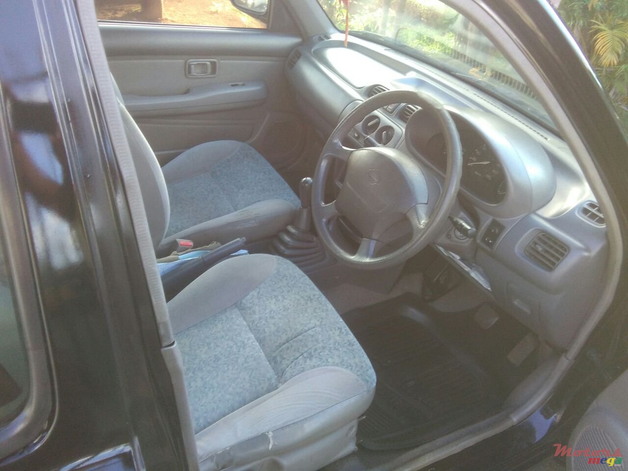 1998' Nissan March photo #3