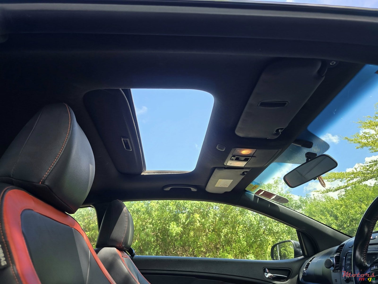 2018' Kia Cerato Coup photo #5