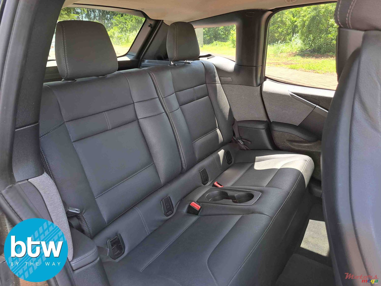 2017' BMW i3 photo #4