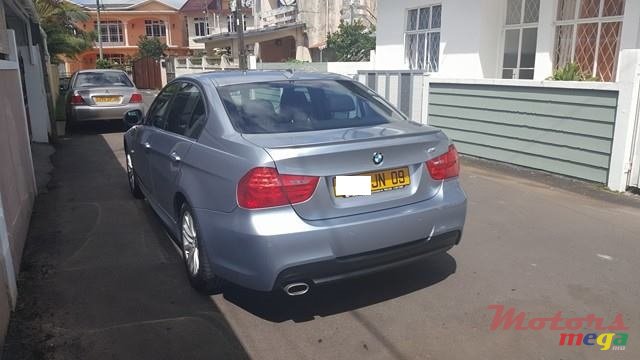 2009' BMW 320i M-Sport photo #2