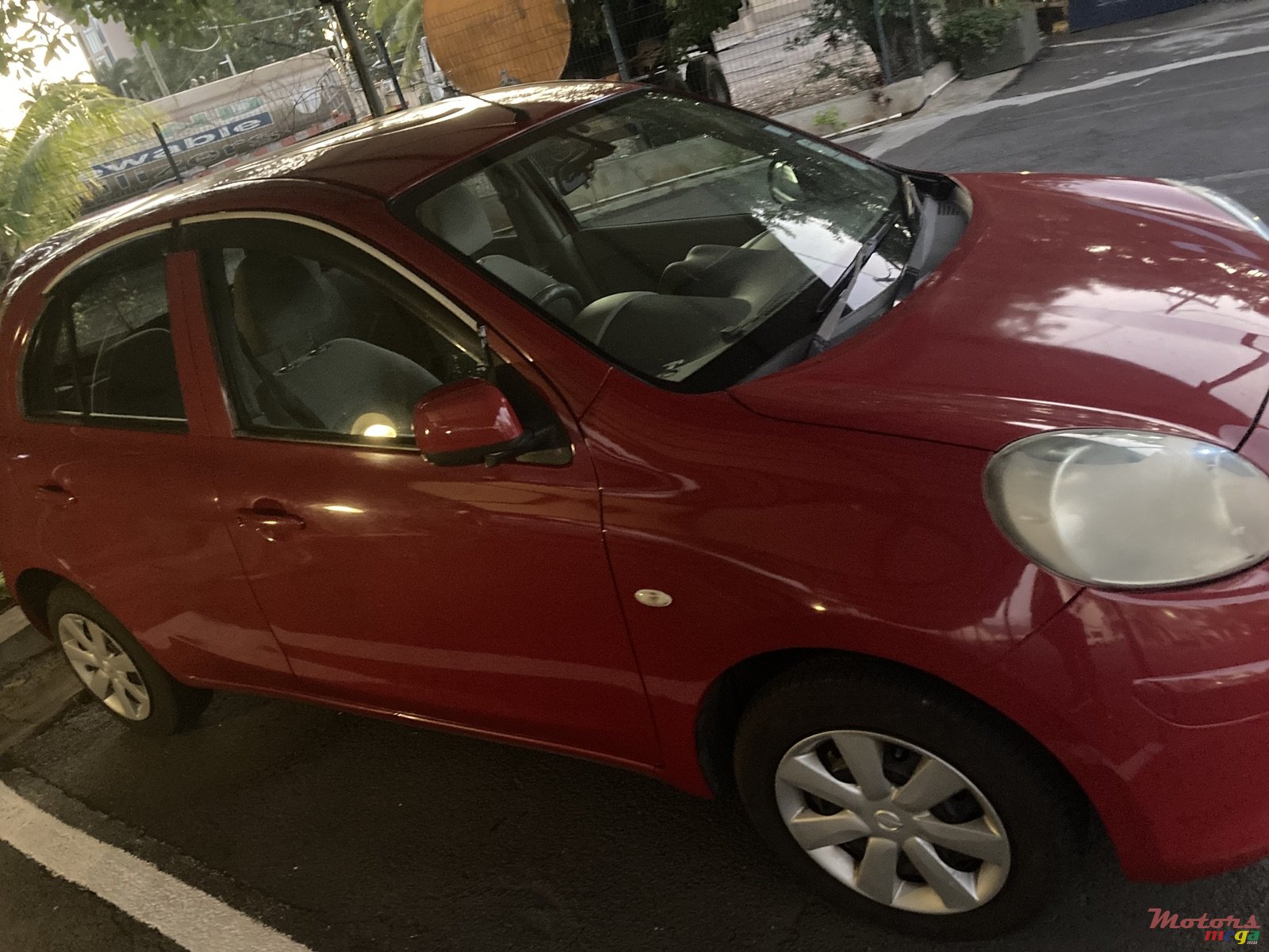 2012' Nissan March photo #2