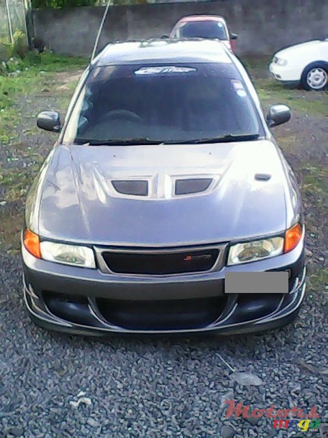 1999' Mitsubishi lancer photo #2