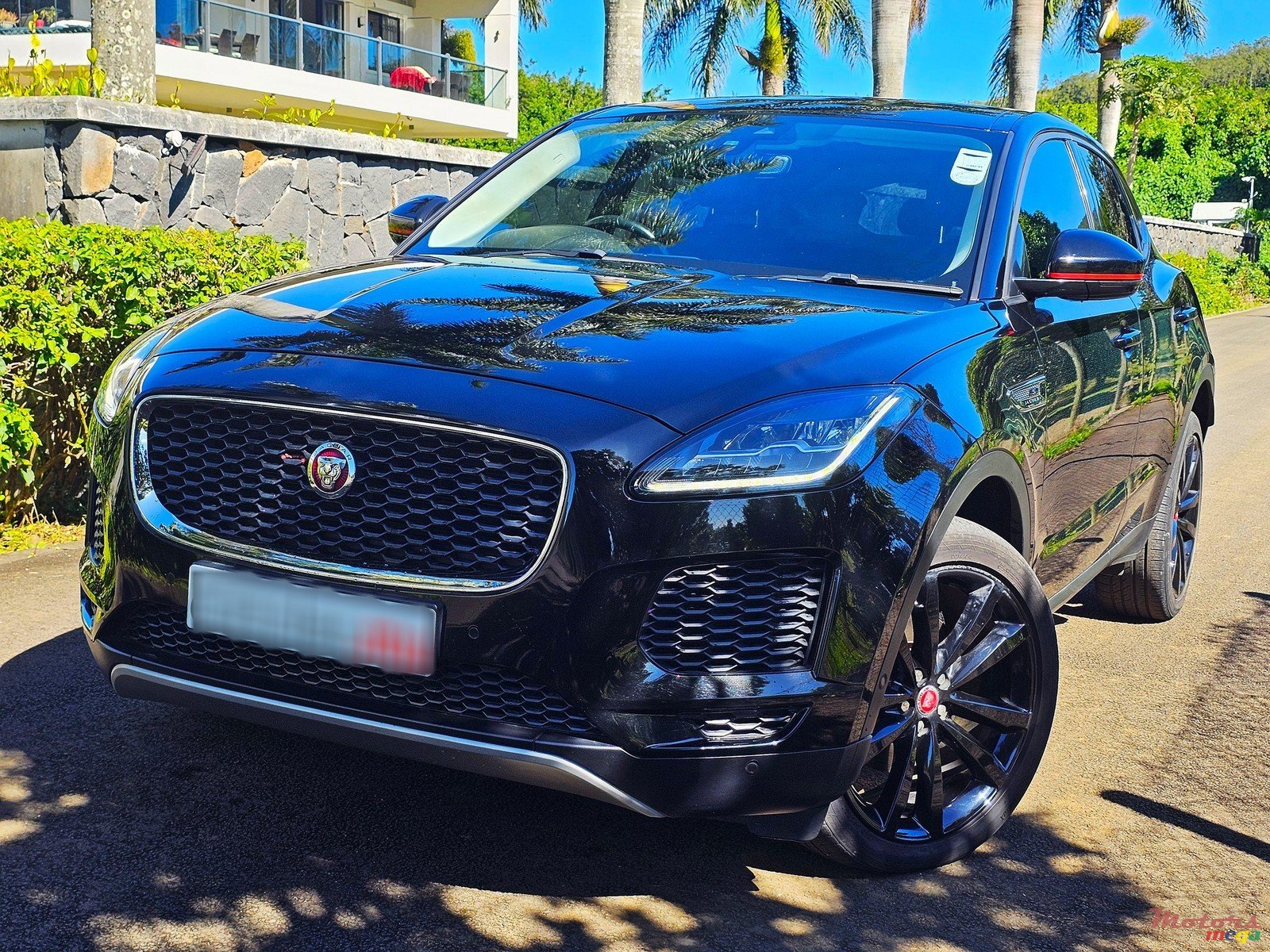 2019' Jaguar E-Pace 2.0D AWD photo #1