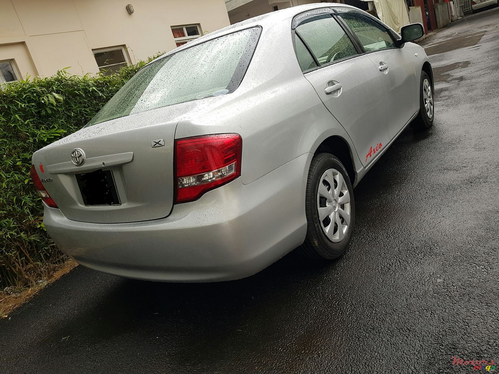 2010' Toyota Axio Automatic photo #2