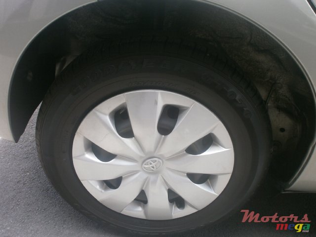 2012' Toyota Vitz JAPAN photo #7