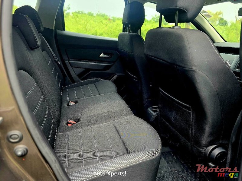 2022' Renault Duster photo #5