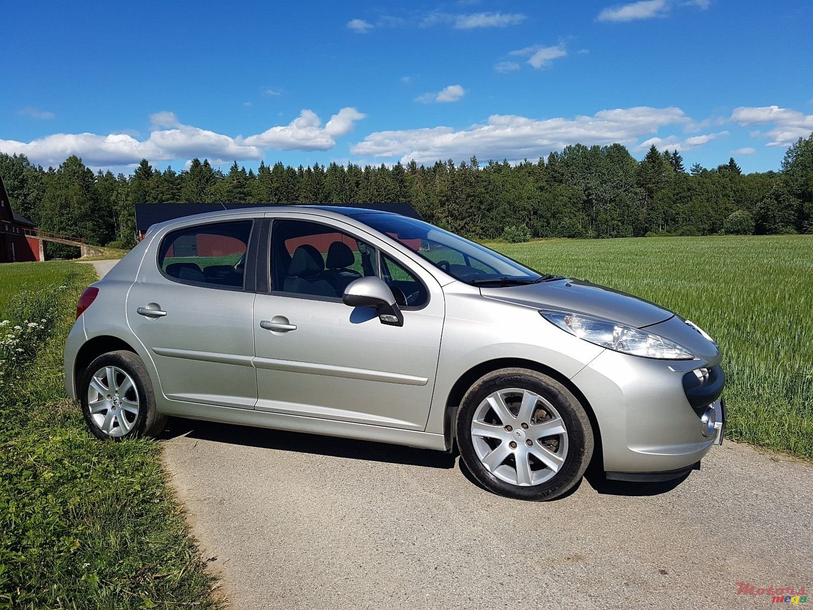 2008' Peugeot 207 Premium HDI photo #3