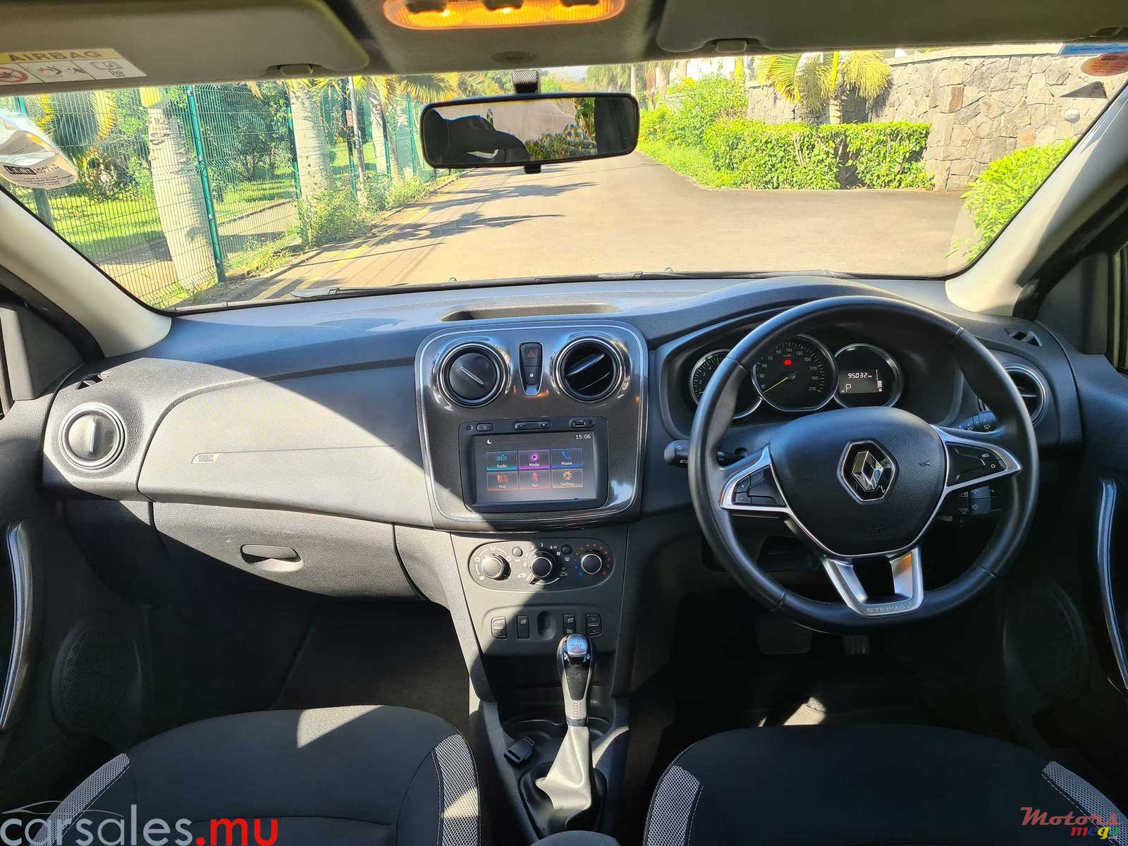 2019' Renault Sandero StepWay 1.6 photo #6