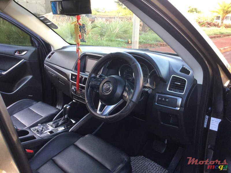 2015' Mazda CX-5 photo #7