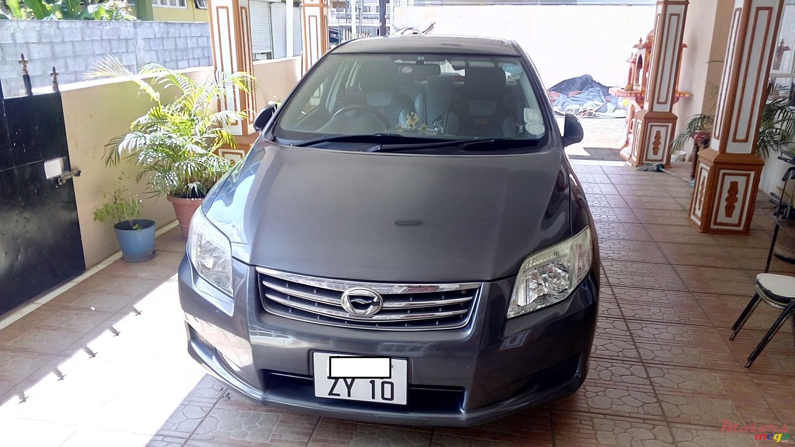 2010' Toyota Axio photo #3