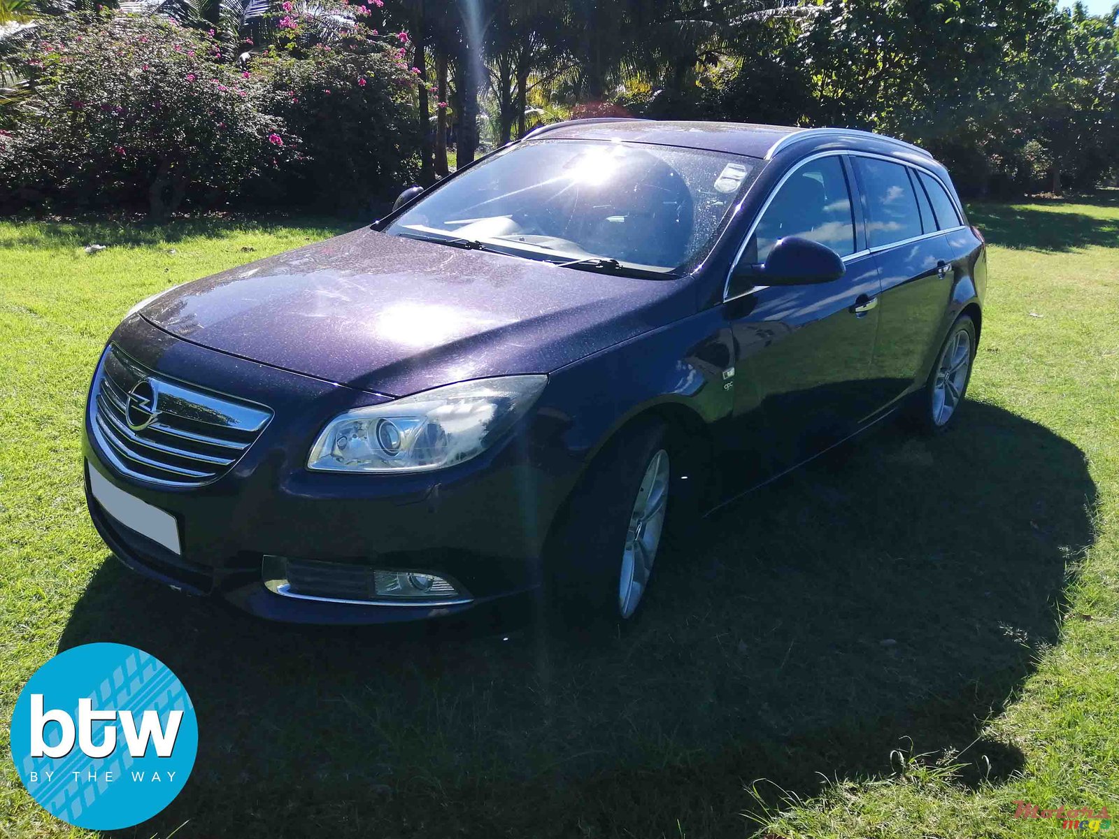 2012' Opel Insignia OPC Line photo #2
