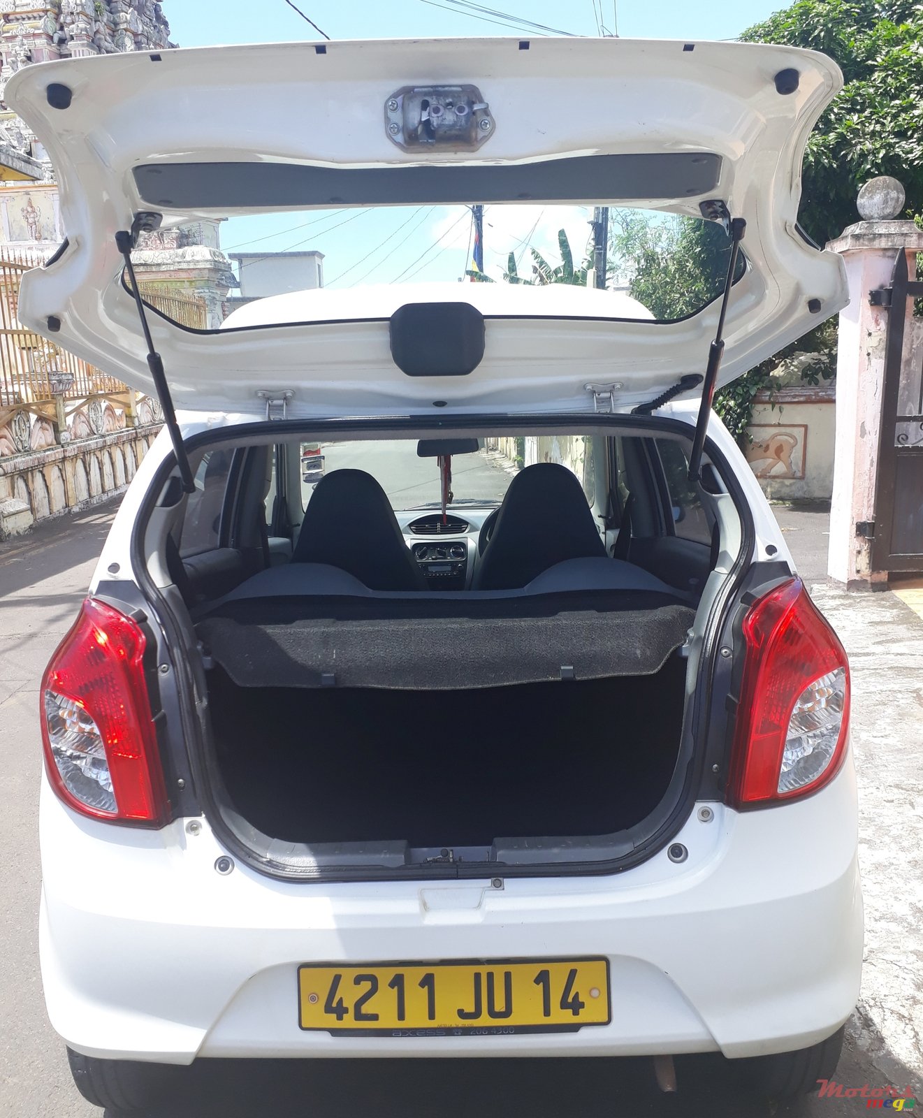 2014' Suzuki Alto photo #6