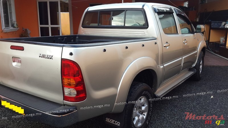 2006' Toyota Hilux Raider (4x4) photo #2