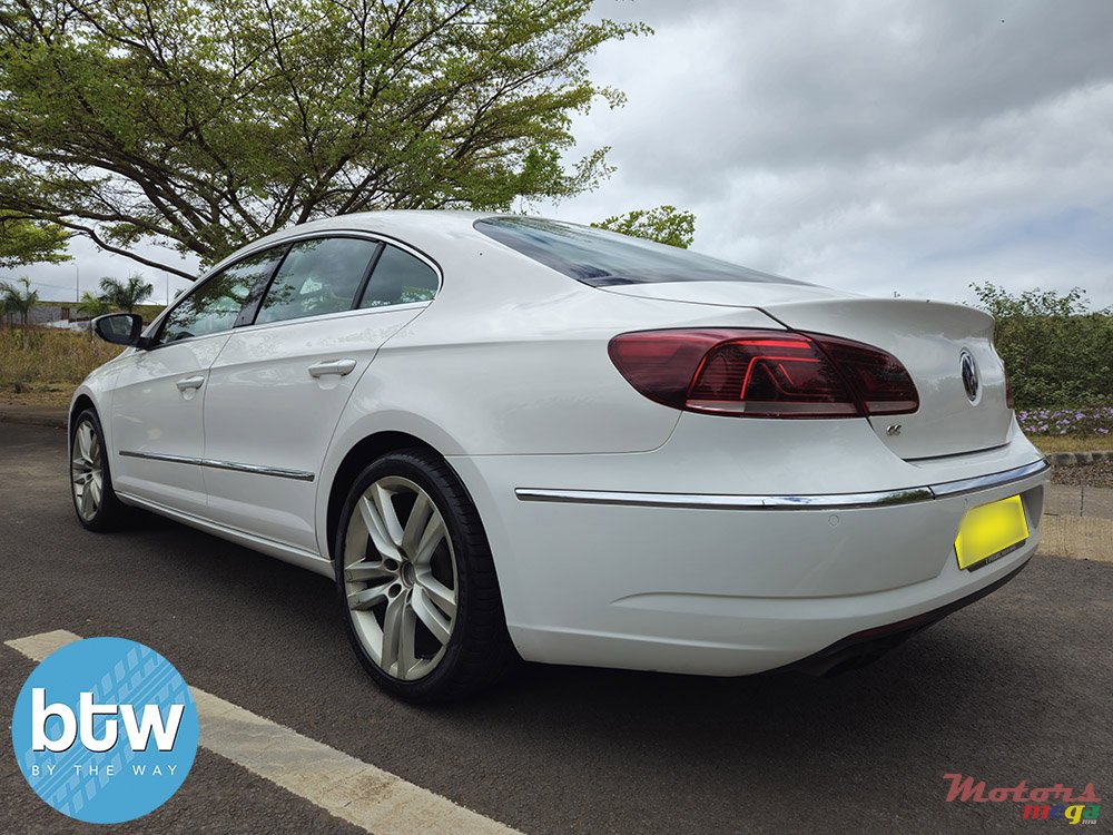 2013' Volkswagen Passat CC photo #3